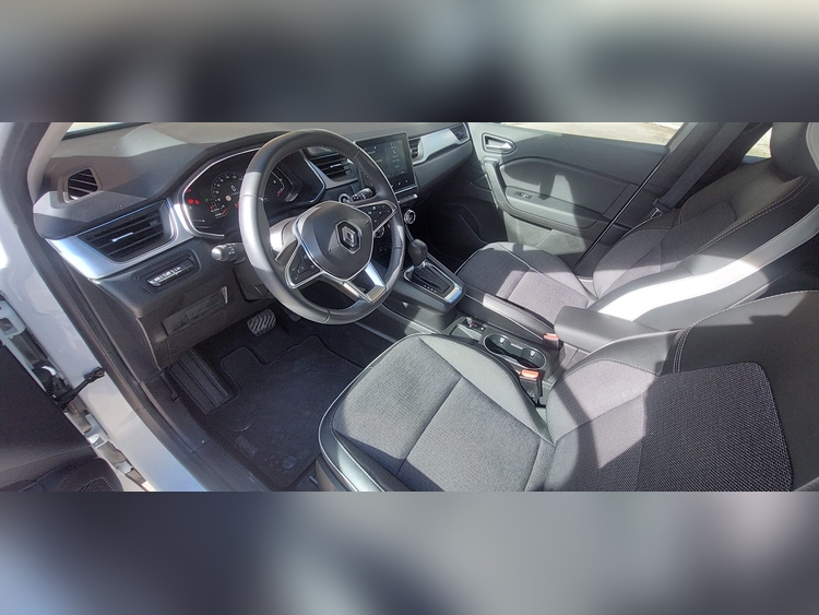 Renault Captur 1.3 TCE 140CV foto 12